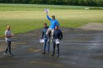 Die Sieger beim Segelflug Taunus Grand Prix 2022: 1. Jan Omsels (LSC Bad Homburg), links der 2. Felipe Levin , 3. Enrique Levin (beide LSV Homberg/Ohm). Links Matthias Greiner vom Bad Nauheimer Organisationsteam.